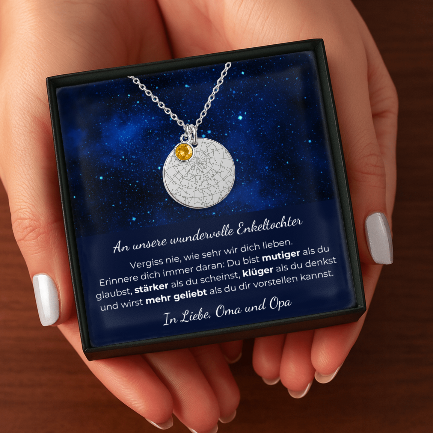 An Unsere Wundervolle Enkeltochter | Du Bist Mutiger Als Du Glaubst | Personalisierte Sternenkarte-Kette mit Geburtsstein
